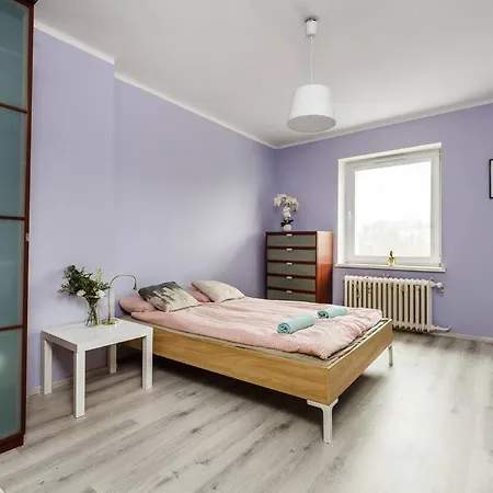 아파트 Apartament Przy Bulwarze *